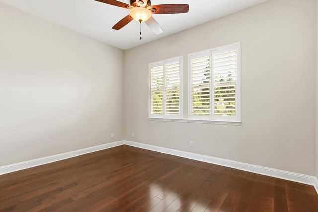 992 Hardy Ln, Lincoln, CA 95648