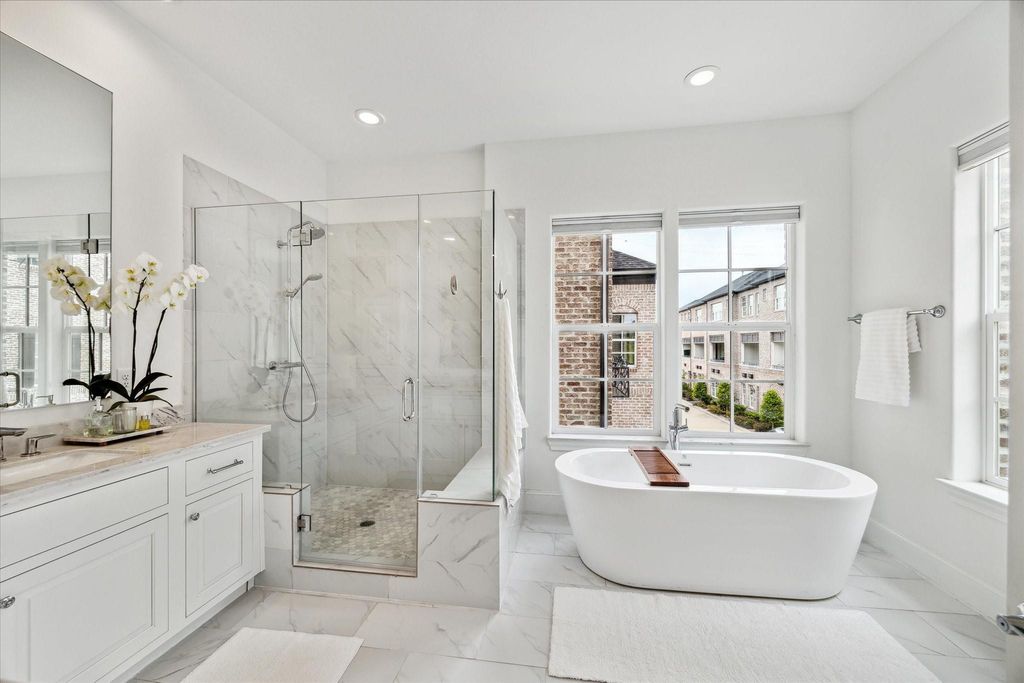 6126 Cottage Grove Lake Drive, Houston, TX 77007