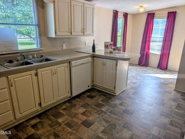 7737 Lucinda Lane, Linden, NC 28356