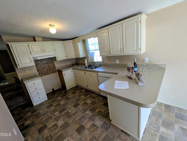 7737 Lucinda Lane, Linden, NC 28356