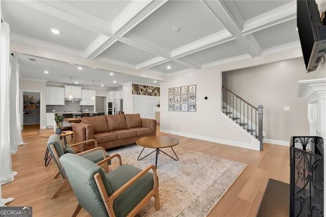 7098 Branch Creek Cove, Flowery Branch, GA 30542