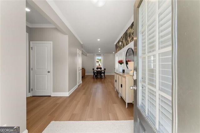 7098 Branch Creek Cove, Flowery Branch, GA 30542