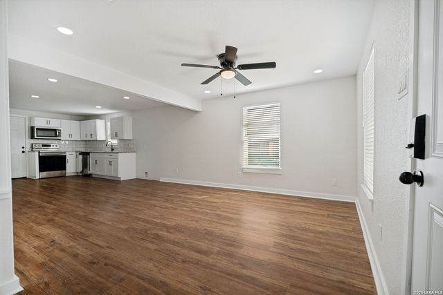 1627 SAN RAFAEL ST, San Antonio, TX 78214
