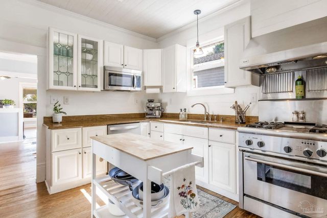 1315 E Strong St, Pensacola, FL 32501