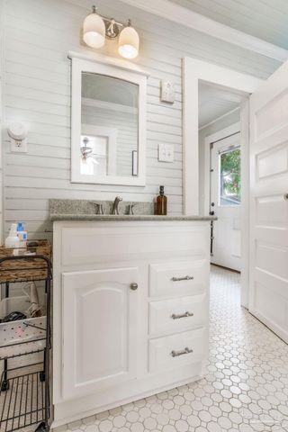 1315 E Strong St, Pensacola, FL 32501