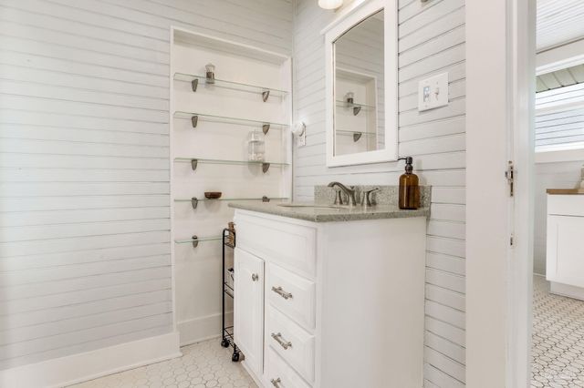 1315 E Strong St, Pensacola, FL 32501