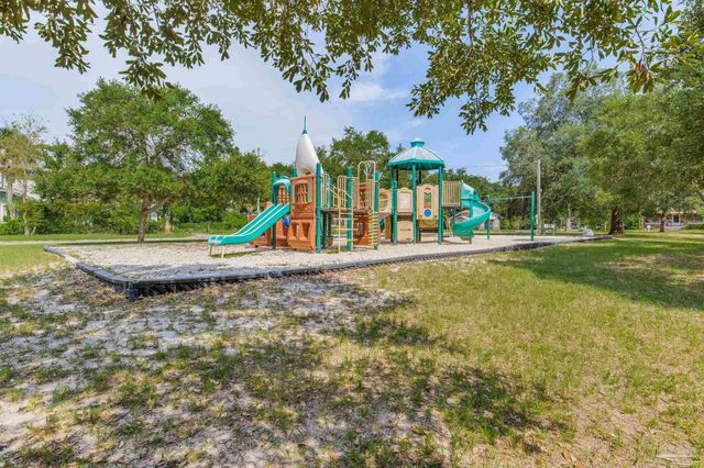 1315 E Strong St, Pensacola, FL 32501