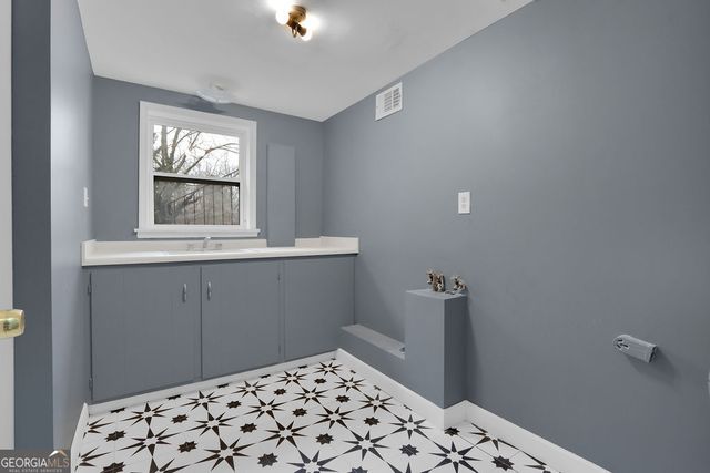 326 Fayette Drive, Winder, GA 30680