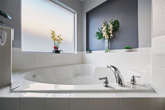 244 PALOMA DRIVE, Davenport, FL 33837