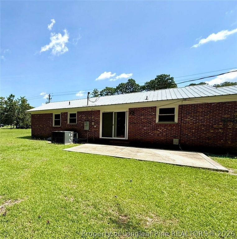 581 N Reilly Road, Fayetteville, NC 28303 — photo 11