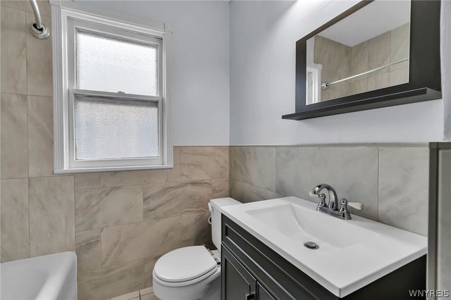 333 North Drive, Buffalo, NY 14216
