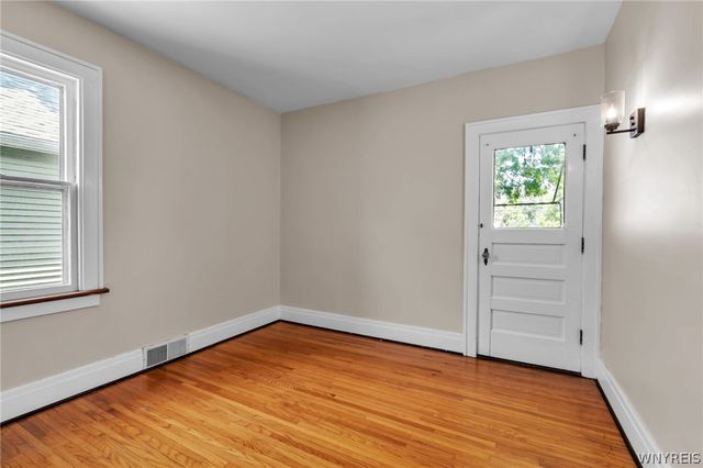 333 North Drive, Buffalo, NY 14216