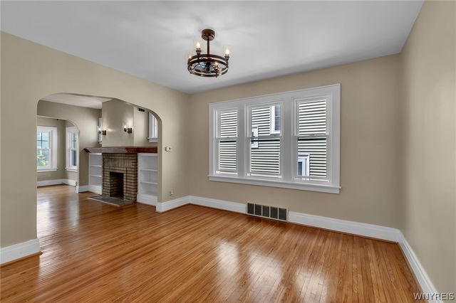 333 North Drive, Buffalo, NY 14216