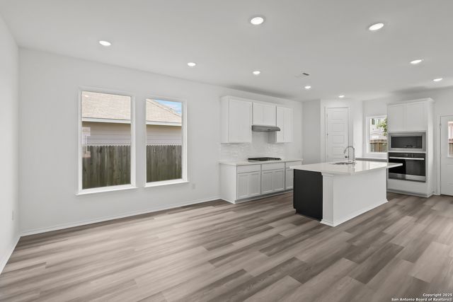 10047 Hombourg Road, Schertz, TX 78154