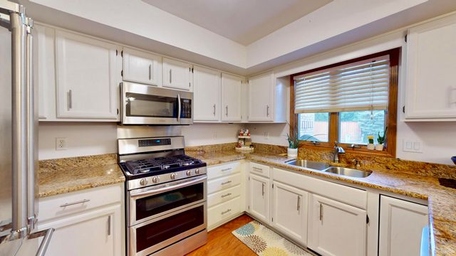 9336 Tyler Street, Crown Point, IN 46307