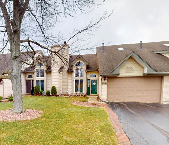 9336 Tyler Street, Crown Point, IN 46307