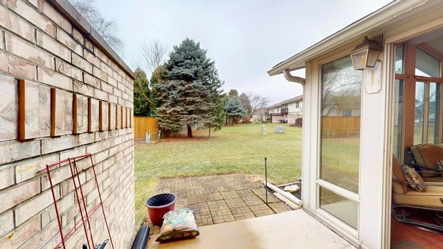 9336 Tyler Street, Crown Point, IN 46307