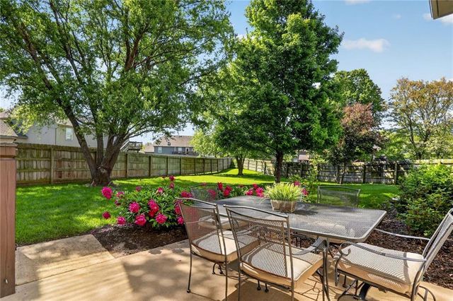 11107 N MADISON Court, Kansas City, MO 64155