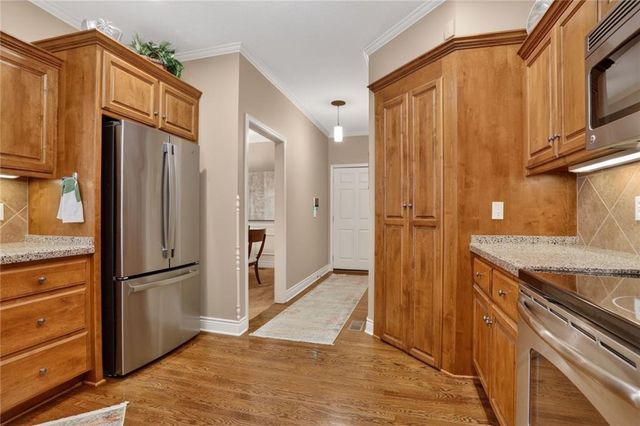 11107 N MADISON Court, Kansas City, MO 64155