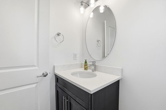 8886 Winemack Lane, Dublin, OH 43016