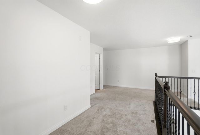 8886 Winemack Lane, Dublin, OH 43016