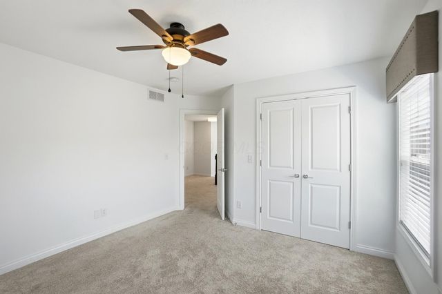 8886 Winemack Lane, Dublin, OH 43016