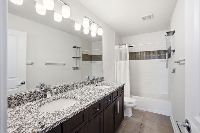 8886 Winemack Lane, Dublin, OH 43016