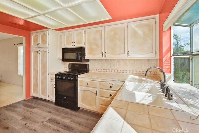 39622 Cedarwood Dr, Murrieta, CA 92563