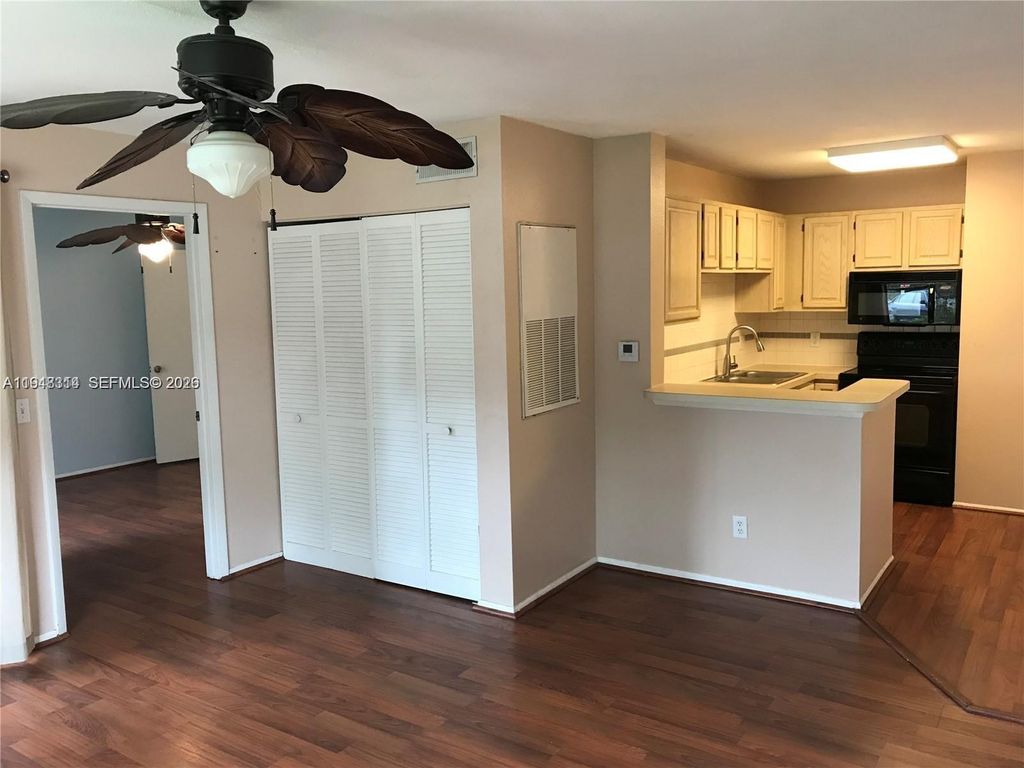 1825 Palm Cove Blvd 7-106, Delray Beach, FL 33445