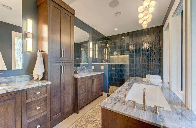 6620 Buckthorn Drive NW, Rochester, MN 55901