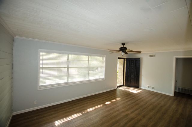 102 King Avenue, Howe, TX 75459