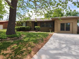 102 King Avenue, Howe, TX 75459