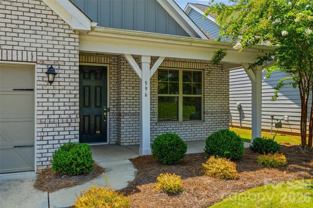 596 Rustlewood Way 16, Rock Hill, SC 29732
