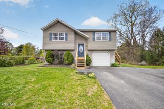 100 Sisson Road, Moreau, NY 12803