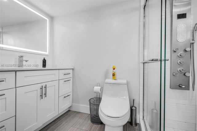 141 SE 3rd avenue 101, Dania Beach, FL 33004