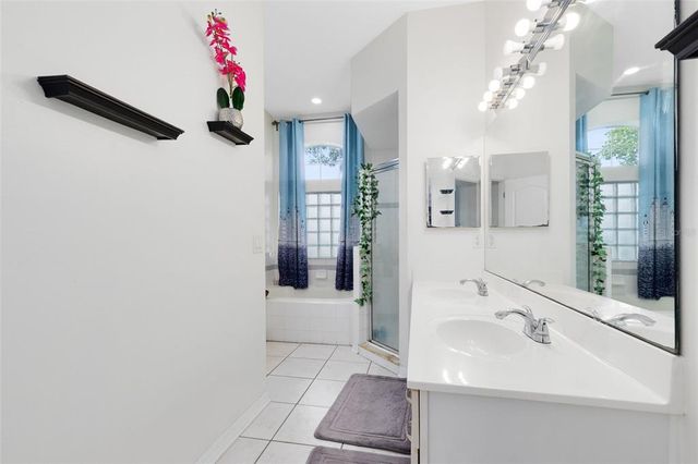 10743 FAIRHAVEN WAY, Orlando, FL 32825