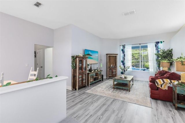 10743 FAIRHAVEN WAY, Orlando, FL 32825