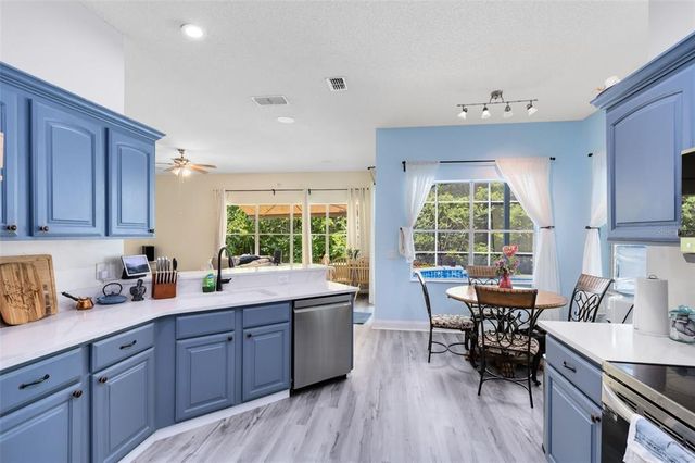 10743 FAIRHAVEN WAY, Orlando, FL 32825