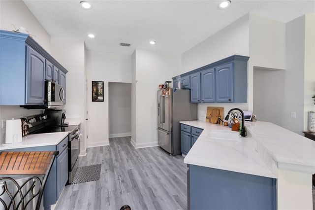 10743 FAIRHAVEN WAY, Orlando, FL 32825