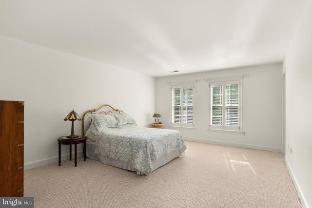 3611 WINFIELD LANE, Washington, DC 20007