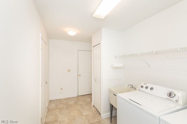 12160 Nathaniel Lane, Twinsburg, OH 44087