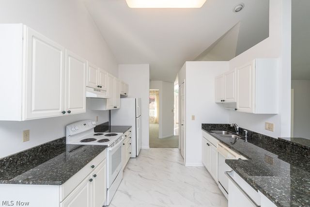 12160 Nathaniel Lane, Twinsburg, OH 44087
