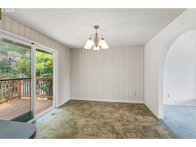 3705 Nw 1ST St, Gresham, OR 97030