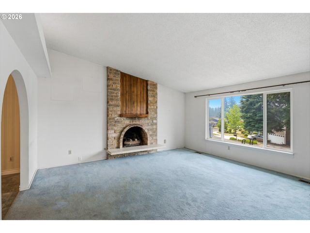 3705 Nw 1ST St, Gresham, OR 97030