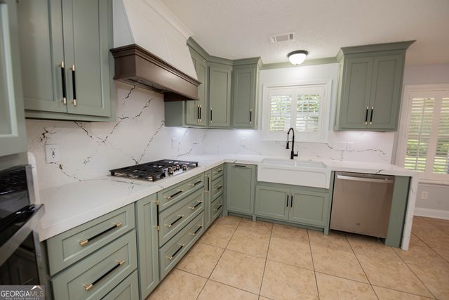 202 Northumberland Way, Warner Robins, GA 31088