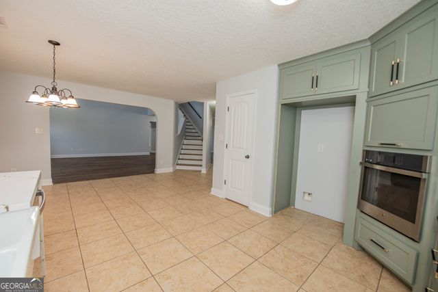 202 Northumberland Way, Warner Robins, GA 31088