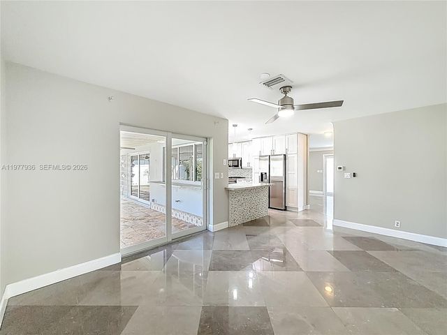 2770 NE 8th Ct, Pompano Beach, FL 33062