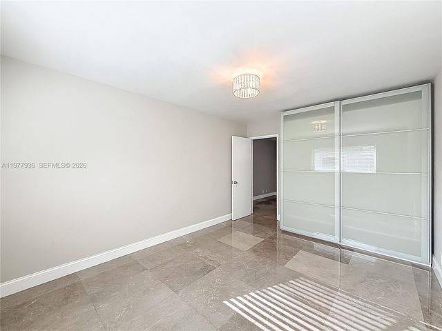 2770 NE 8th Ct, Pompano Beach, FL 33062