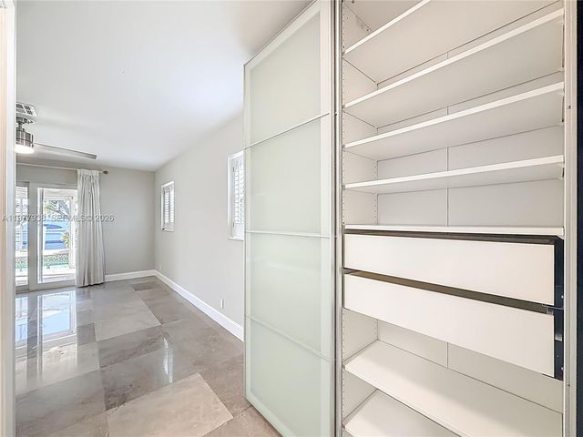 2770 NE 8th Ct, Pompano Beach, FL 33062