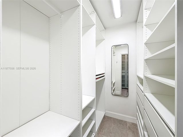 2770 NE 8th Ct, Pompano Beach, FL 33062